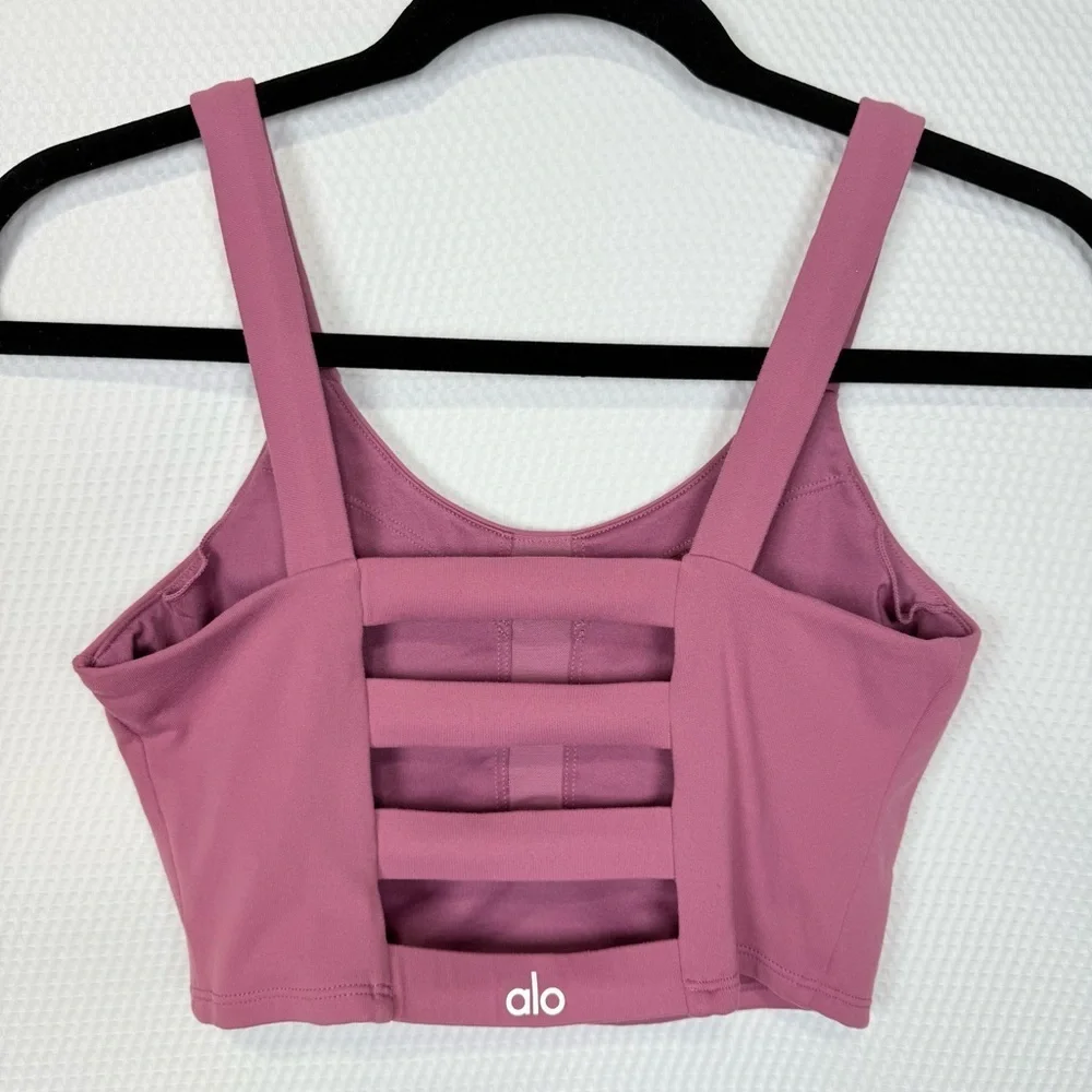 ALO Yoga Fortify Sports Bra Tank - Size Small in Dragonfruit.  Without Pads